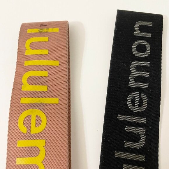 Lot of 2 Lululemon Keychains Needs Cleaning - Picture 4 of 16